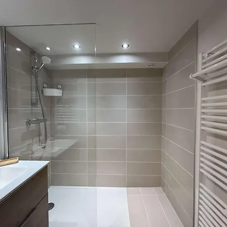 3 Pieces Avec Mezzanine, 5 Pers, Meribel - Animaux Admis, Wifi - Fr-1-180-595 * Les Allues